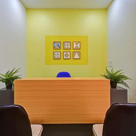 Oyo Home 78047 Alluring Stay Pimpri Pimpri-Chinchwad Εξωτερικό φωτογραφία