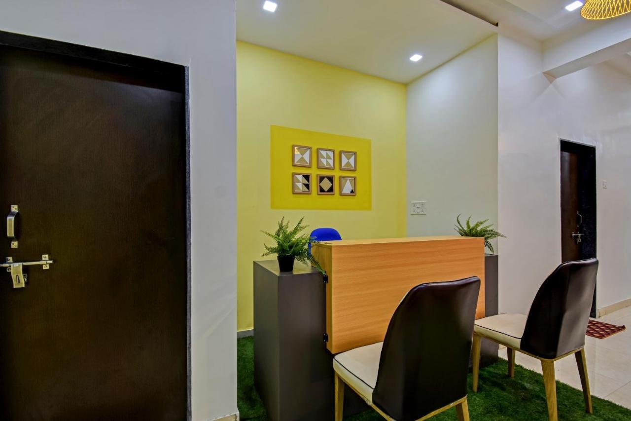 Oyo Home 78047 Alluring Stay Pimpri Pimpri-Chinchwad Εξωτερικό φωτογραφία