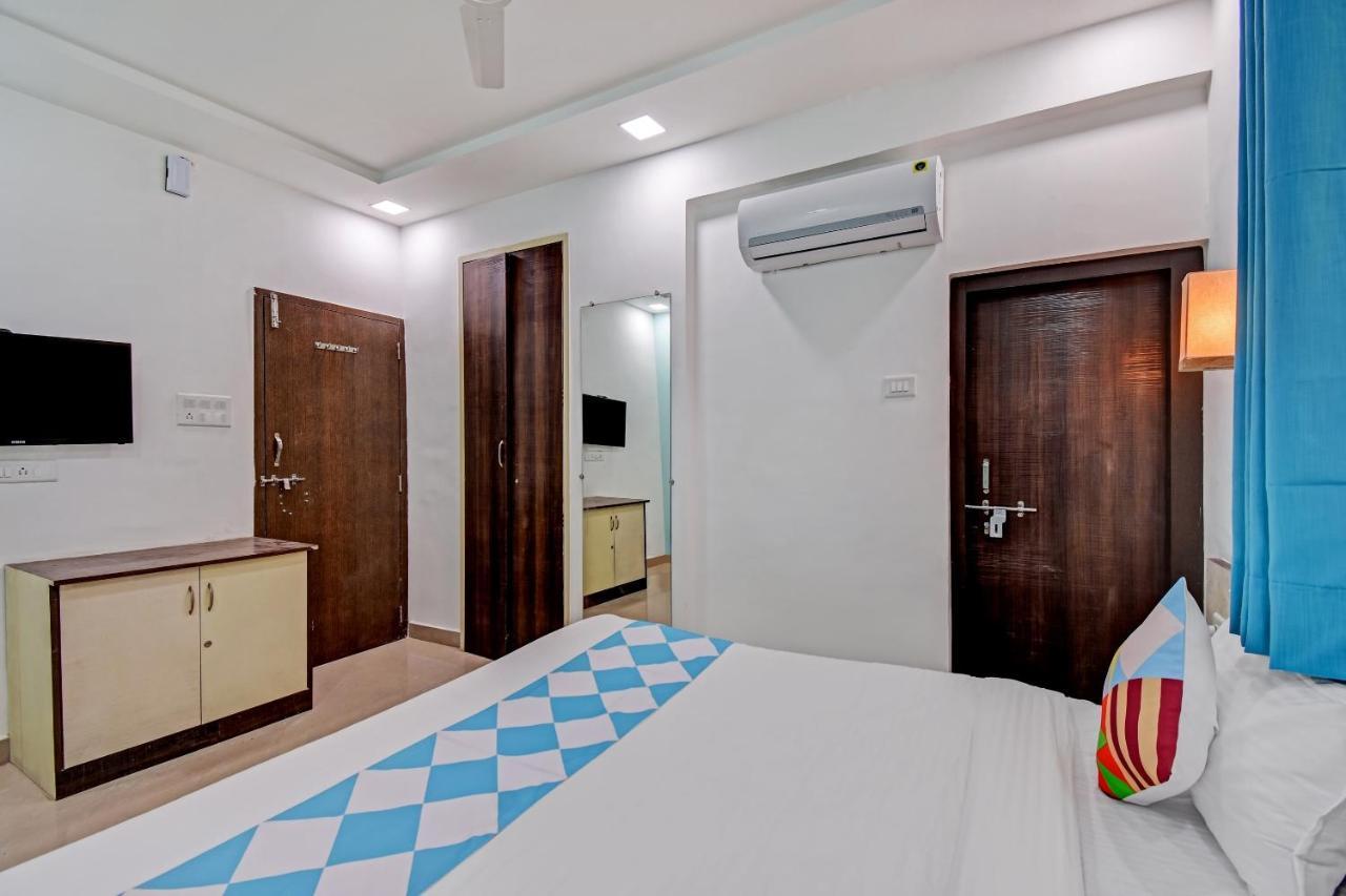 Oyo Home 78047 Alluring Stay Pimpri Pimpri-Chinchwad Εξωτερικό φωτογραφία